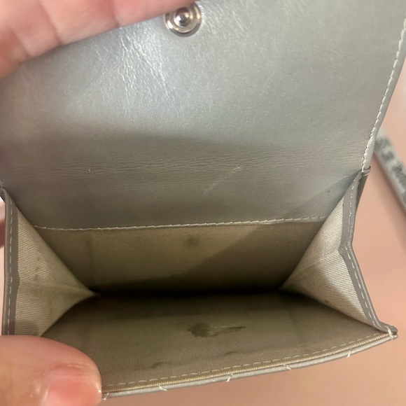 SOLD ***** CLOSET SALE ****** BARGAIN CHANEL WALLET 💕 - Picture 5 of 8